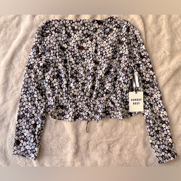 NWT Aritzia Sunday Best New Cropped Tie Front Blouse Top Size S - Picture 10 of 14